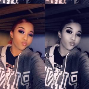 Meet your Posher, Bella